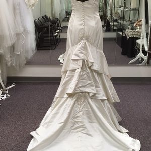Impressions tiered train ivory satin. Size 12